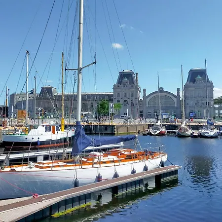 Amazing In With Wifi أوستيند